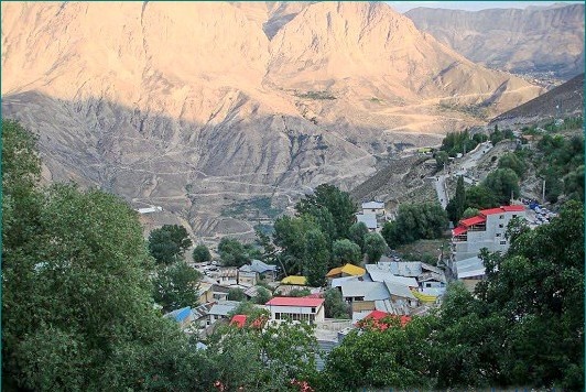 زمین کوهستانی رینه